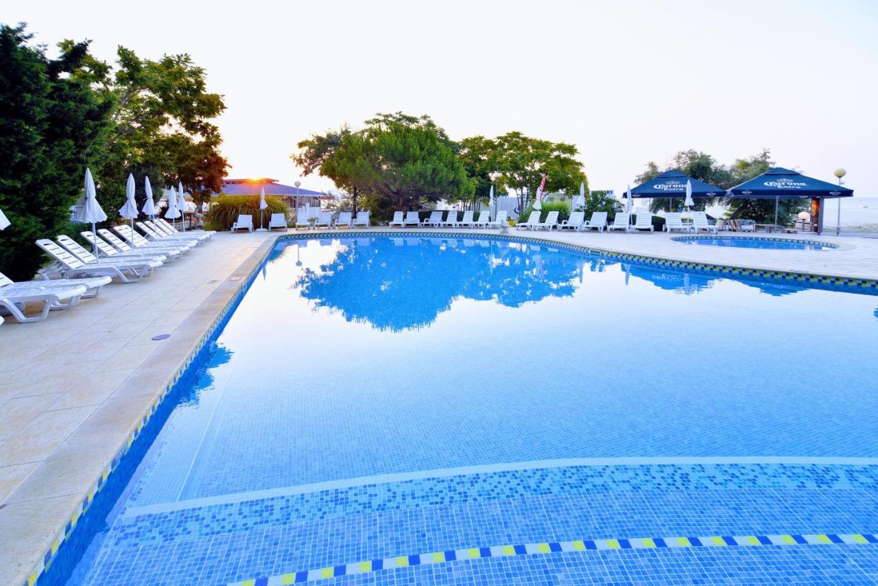 Kaliopa Hotel Albena Exterior photo