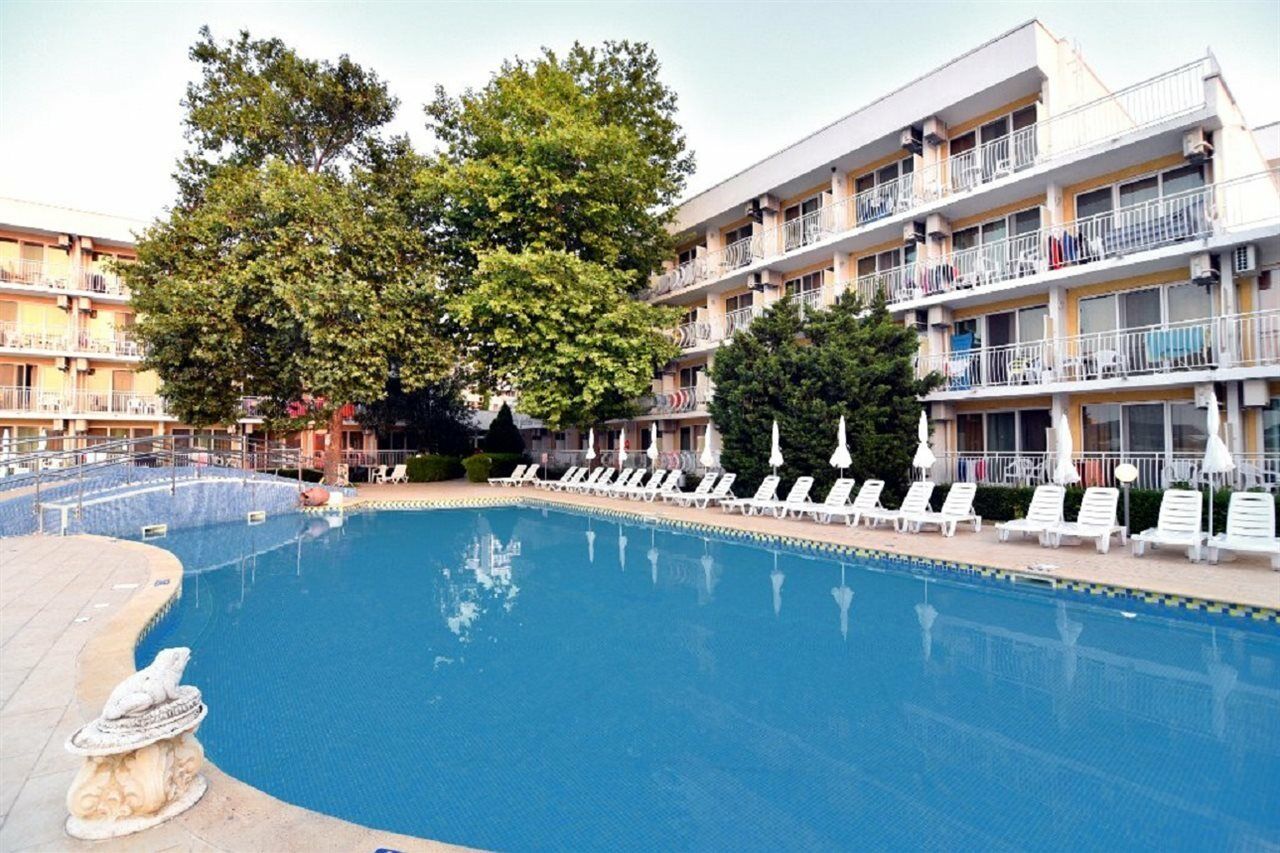 Kaliopa Hotel Albena Exterior photo